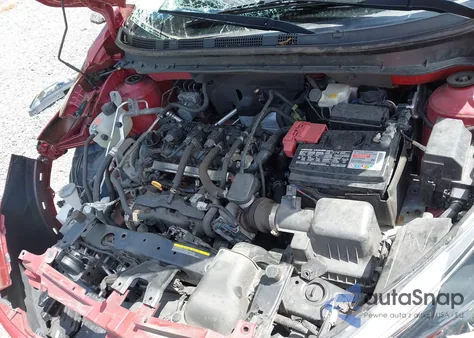 2019 Nissan Kicks Sr from USA, damaged, VIN 3N1CP5CU2KL493953